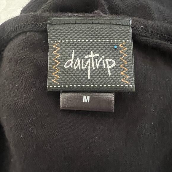 Daytrip Whimsygoth Top Y2K Open Knit Metallic Size Medium Black Silver - Picture 10 of 11